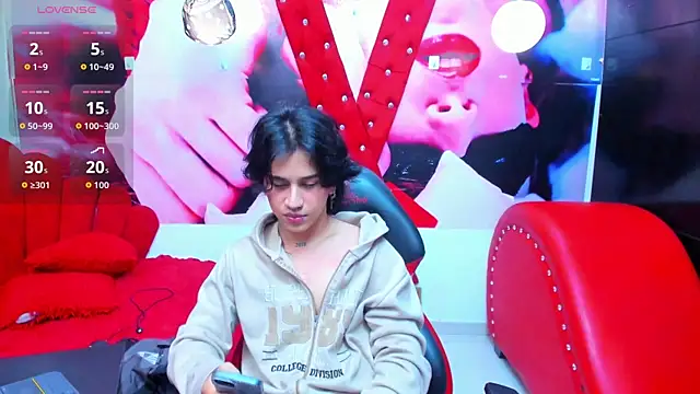alex 477 online show from May 15, 11:41 am