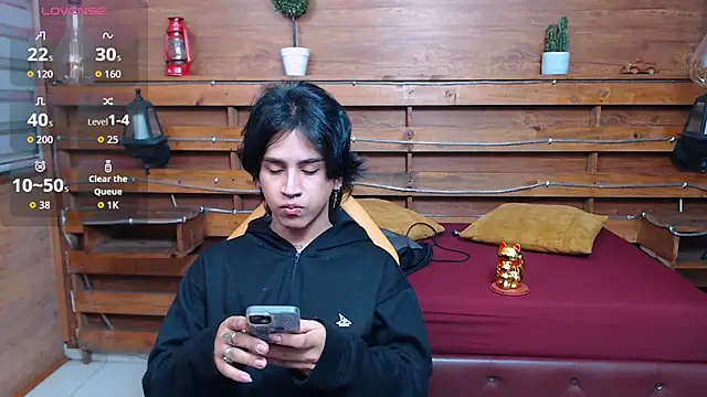 alex 477 online show from May 9, 11:35 am