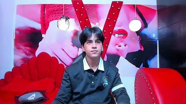 alex 477 online show from October 28, 11:42 am