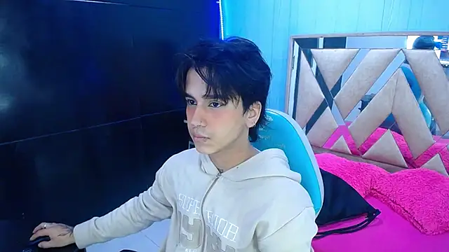 alex 477 online show from November 13, 11:36 am