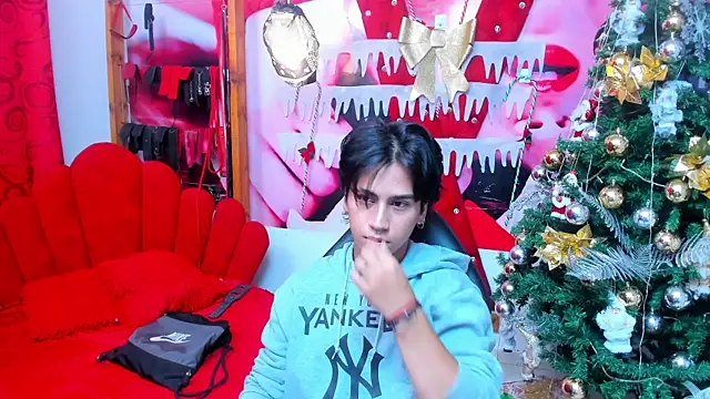 alex 477 online show from January 13, 11:25 am