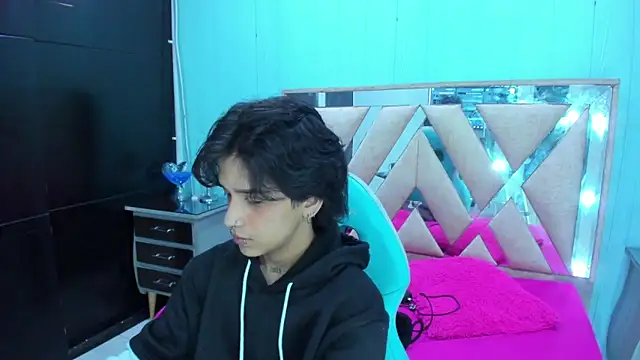 alex 477 online show from February 16, 11:42 am