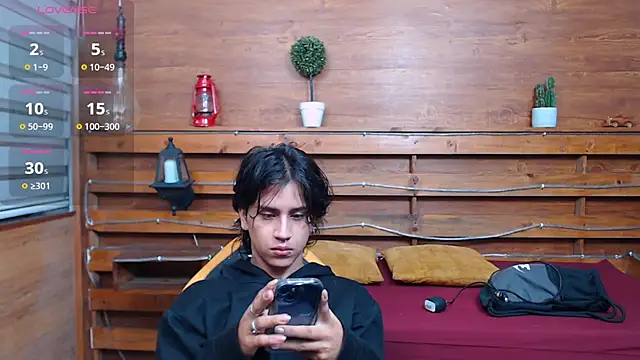 alex 477 online show from April 18, 11:34 am