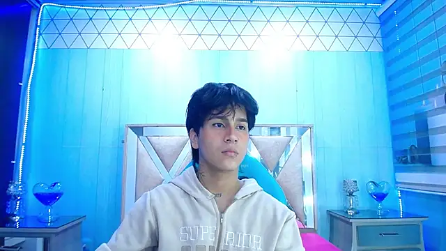 alex 477 online show from October 24, 11:42 am