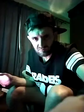 Nawtyslaveteen online show from April 8, 9:27 pm