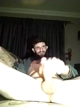 Nawtyslaveteen online show from April 18, 3:42 am