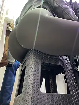 kim monti online show from March 9, 9:51 pm