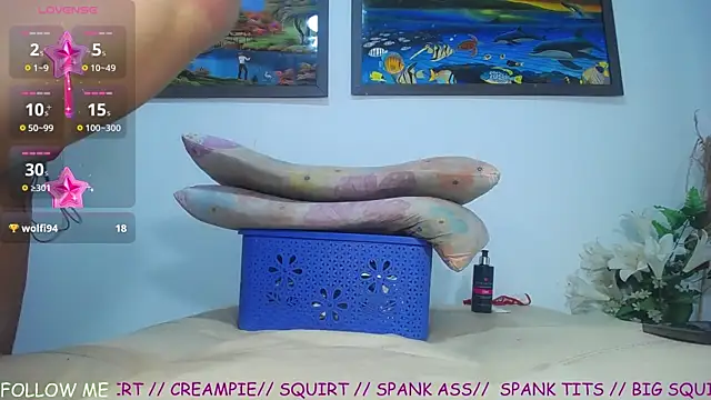 vegalaura   online show from February 11, 12:10 am