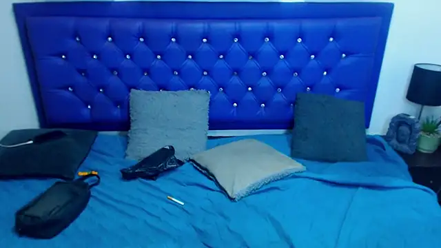 kiwii nasty online show from February 15, 2:34 am