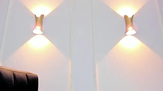 Lia walton online show from March 1, 3:05 pm