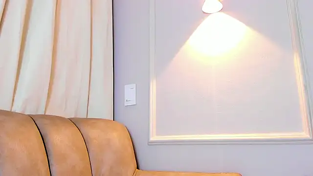 Lia walton online show from February 23, 12:17 pm