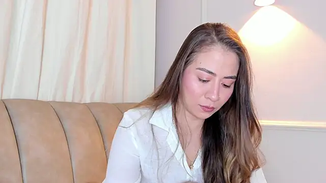 Lia walton online show from September 20, 12:10 pm