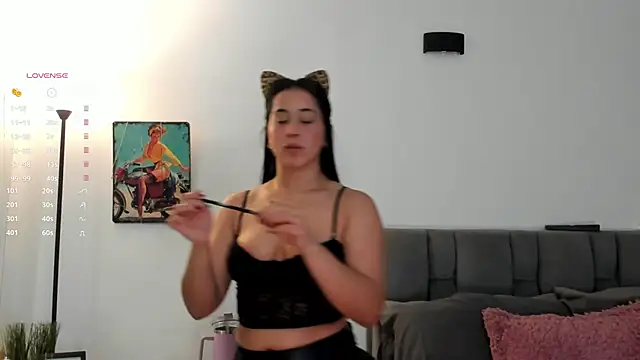 Gigi-bom online show from November 1, 1:23 am