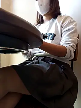 Michiko1 online show from November 26, 7:19 am