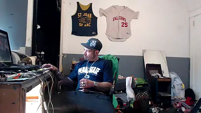 sledge901 online show from October 18, 5:37 pm