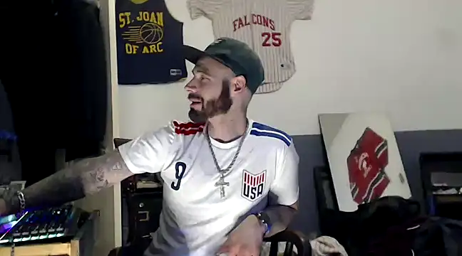 sledge901 online show from February 2, 1:41 pm