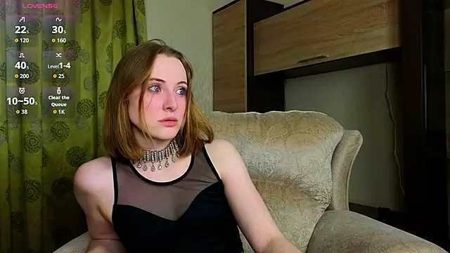 Snapshot of Cowell_Adelina chatting on June 28, 2:01 pm Cowell Adelina online show from June 28, 2:01 pm
