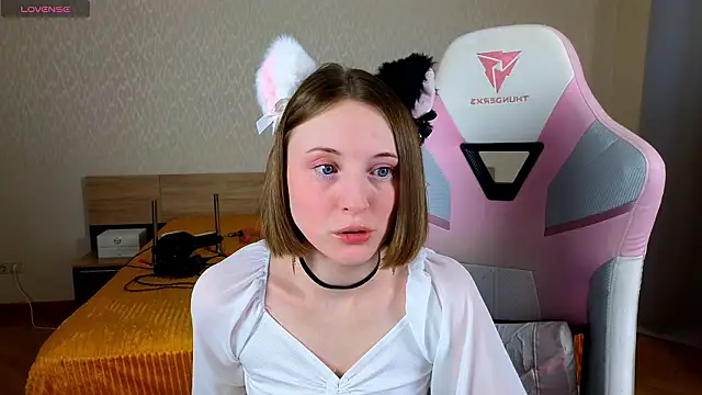 Cowell Adelina online show from February 23, 9:32 am