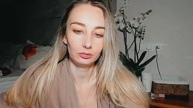 Maiami000 online show from January 23, 3:32 pm