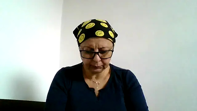 roseblak42 online show from November 18, 10:29 am