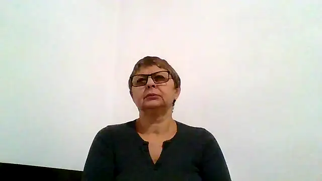 roseblak42 online show from November 4, 5:39 pm