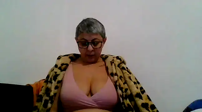 roseblak42 online show from February 23, 4:57 pm