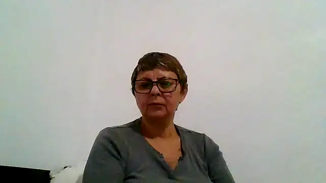 roseblak42 online show from November 6, 5:50 pm