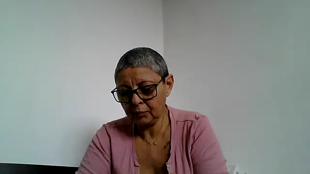 roseblak42 online show from November 27, 8:26 am