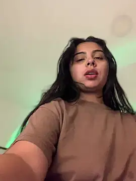 Snapshot of Alessiasex_ chatting on February 16, 1:16 pm Alessiasex online show from February 16, 1:16 pm