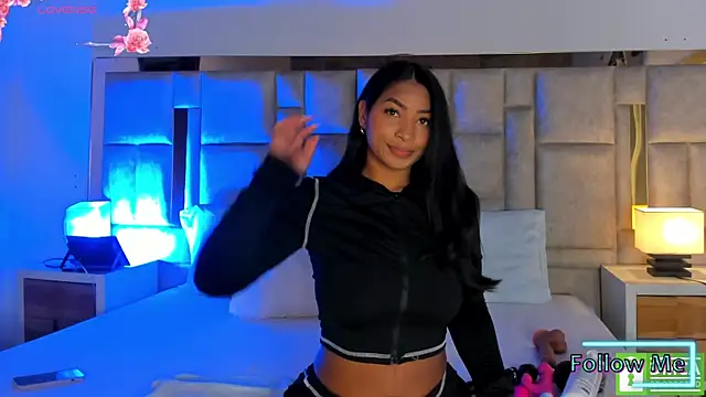 Miss Abigail  online show from April 8, 1:01 pm