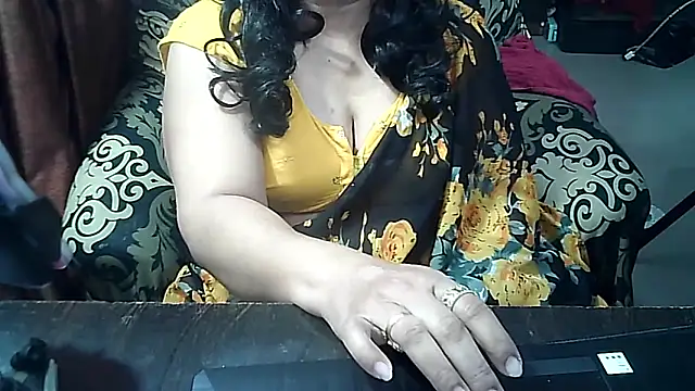 Punambhabisexy online show from April 3, 9:10 pm