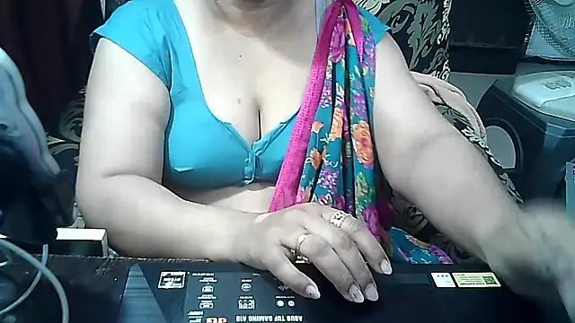 Snapshot of Punambhabisexy chatting on October 14, 8:09 pm Punambhabisexy online show from October 14, 8:09 pm