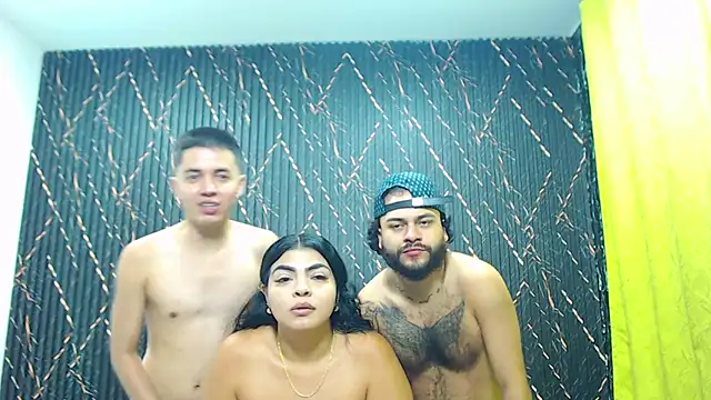 Snapshot of 4SexFantastic chatting on October 14, 10:42 pm 4SexFantastic online show from October 14, 10:42 pm