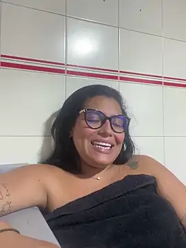 Snapshot of kiana_cream chatting on February 28, 6:41 pm kiana cream online show from February 28, 6:41 pm