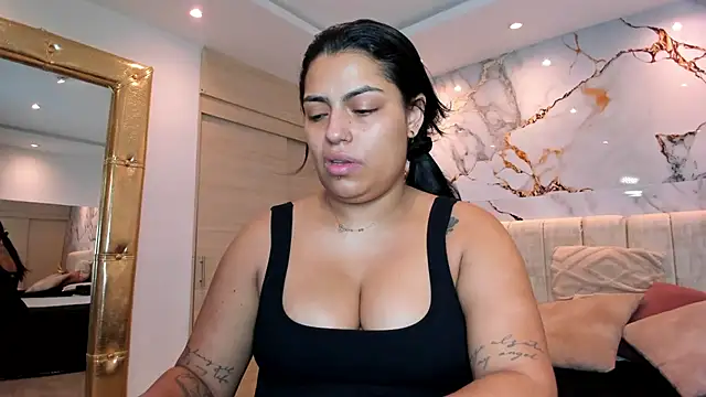 kiana cream online show from June 1, 11:54 am