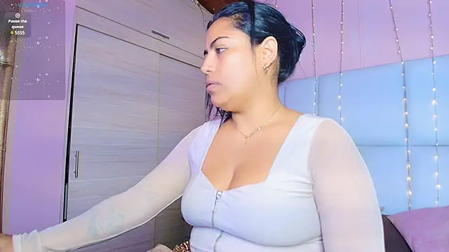 Snapshot of kiana_cream chatting on March 5, 11:38 am kiana cream online show from March 5, 11:38 am