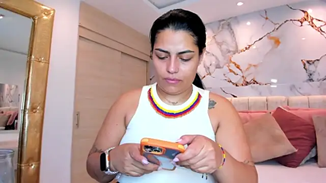 Snapshot of kiana_cream chatting on July 16, 1:41 pm kiana cream online show from July 16, 1:41 pm