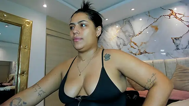 kiana cream online show from May 11, 12:06 pm