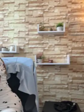  Abril-Office1 online show from March 12, 3:38 pm