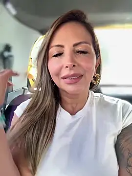  Abril-Office1 online show from September 26, 3:08 pm