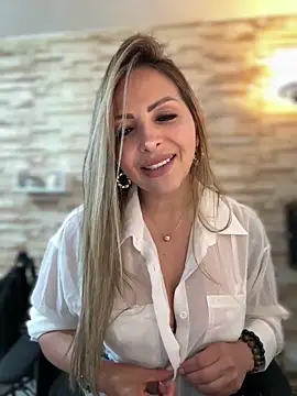  Abril-Office1 online show from March 13, 4:12 pm