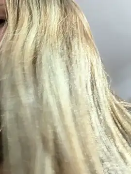  Abril-Office1 online show from April 9, 4:46 pm