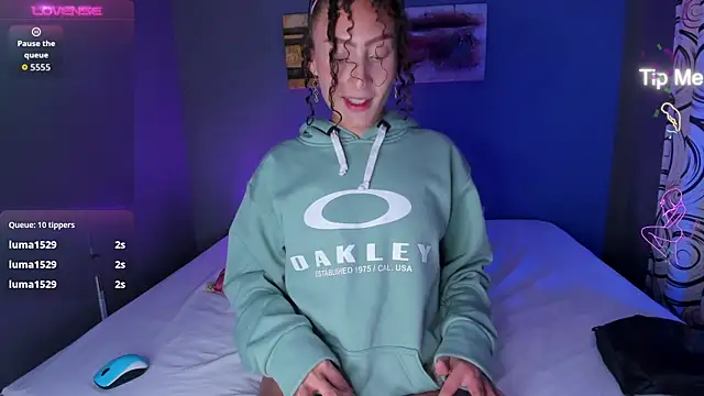 Snapshot of IsabellaSpencer chatting on November 5, 10:13 pm IsabellaSpencer online show from November 5, 10:13 pm