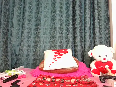 Snapshot of Pretty-shally chatting on March 20, 11:23 pm Pretty-shally online show from March 20, 11:23 pm