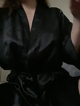 Ruby bear online show from November 7, 4:06 am