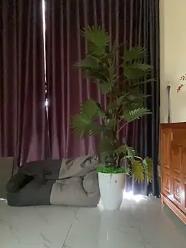 Ruby bear online show from April 14, 4:06 am