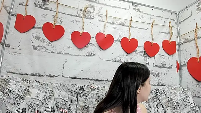 Snapshot of Tiny_JuJu chatting on September 12, 3:28 am Tiny JuJu online show from September 12, 3:28 am