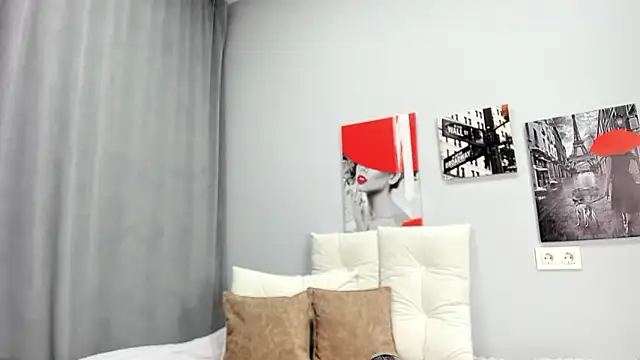 Tiny JuJu online show from March 23, 1:06 am
