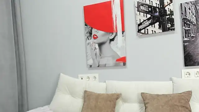 Tiny JuJu online show from March 2, 1:17 am