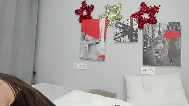 Tiny JuJu online show from December 15, 1:22 am